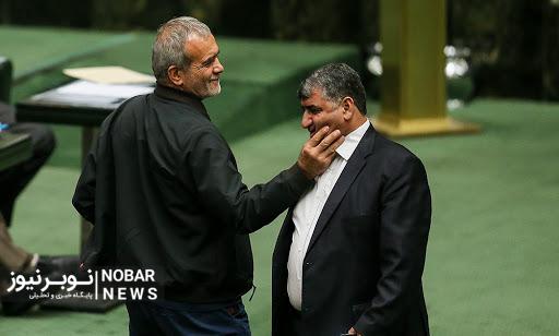 نگاه فراجناحی، راه حل مشکلات کشور است