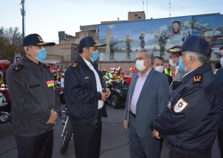 قدردانی از تلاش شهرداری و آتش‌نشانی در عملیات گندزدایی معابر