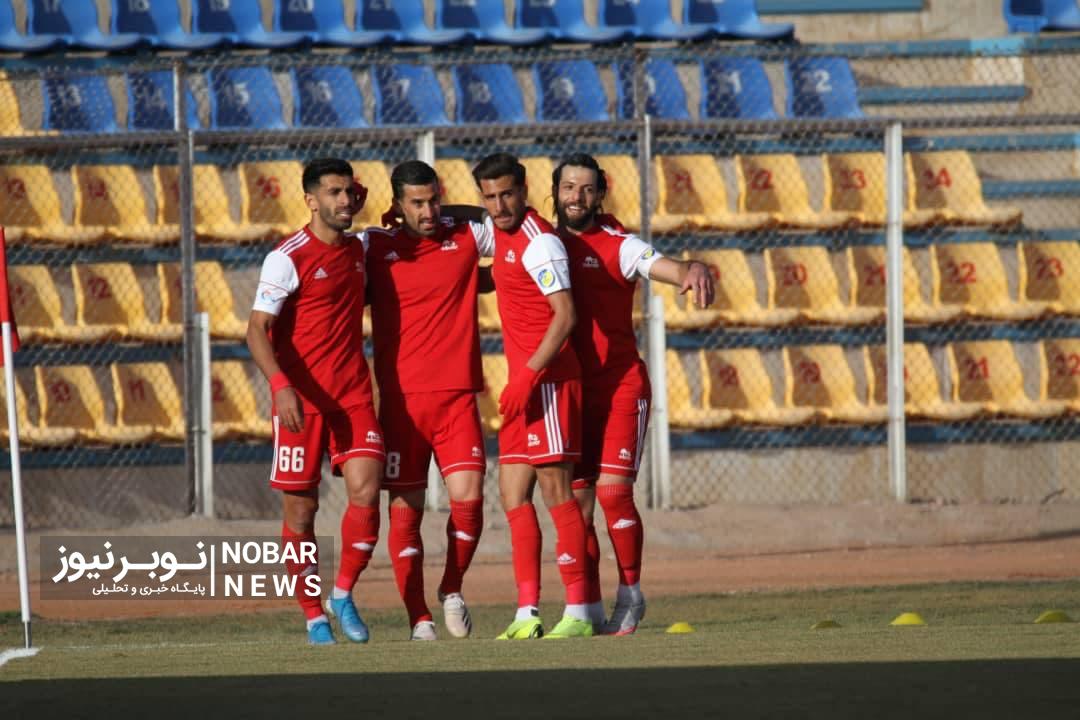 پیروزی بزرگ تراکتور در سیرجان