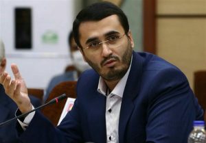 سود برخی‌ها در التهاب آفرینی است/کم‌کاری در معرفی مفاخر آذربایجان