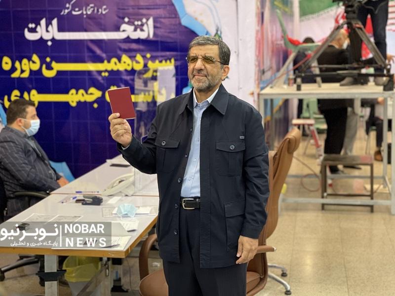 بساط جماعت هزارفامیل را بر هم میزنم