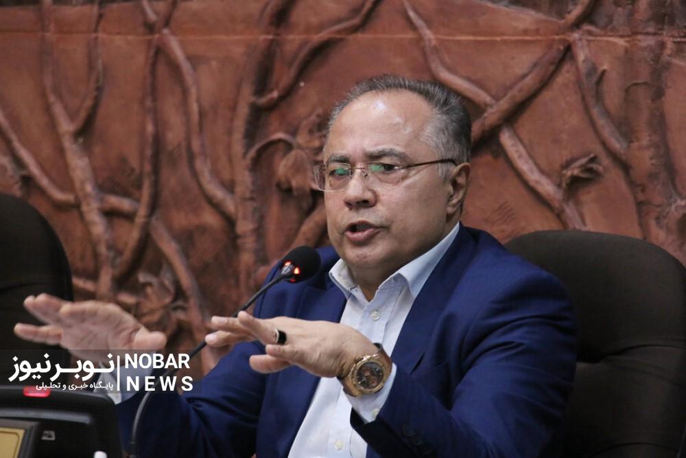 تابعیت دوگانه ندارم/تخریب، ناشی از ضعف افراد است