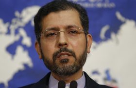 ایران به هیچ کشوری اجازه دخالت در امور داخلی‌اش را نمی‌دهد