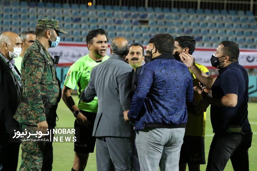 پلیس بازی در پایان بازی تراکتور – گل گهر