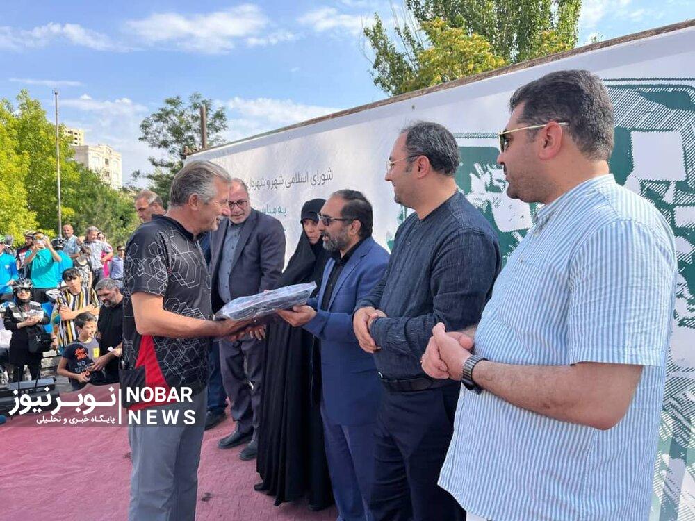 دور افتخار دوچرخهسواران تبریزی به افتخار آزادگان