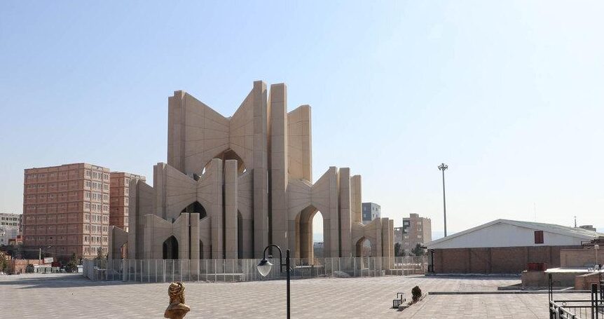 بهرهبرداری از طرحهای عمرانی همزمان با روز ملی شوراها