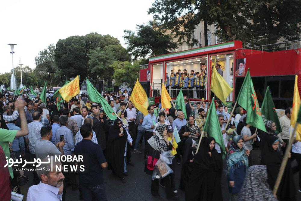 ارگانها و نهادهای مختلف در اجرای برنامههای فرهنگی کنار شهرداری باشند