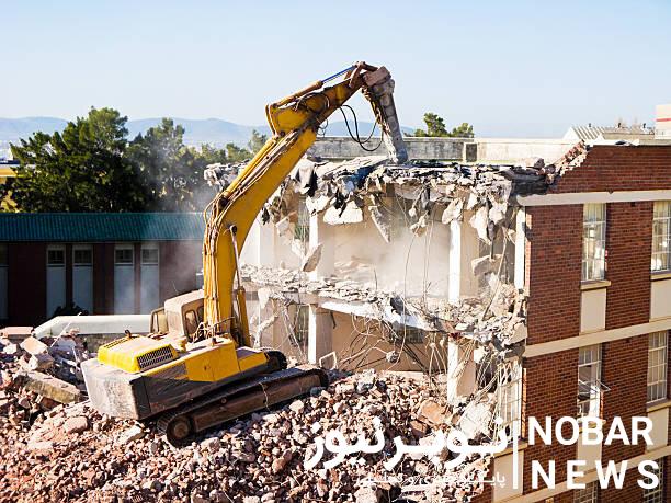 تخریب پنج طبقه غیرمجاز در اسکو با ورود دستگاه قضا