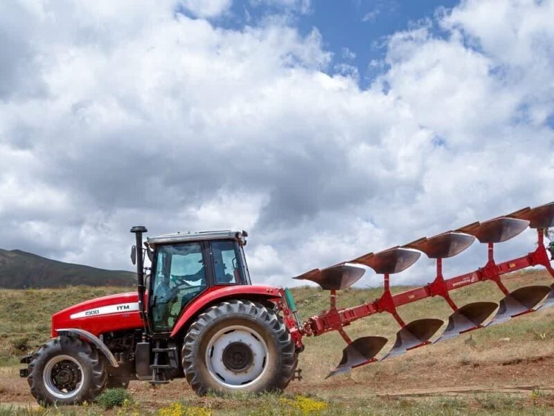 افزایش مکانیزاسیون کشاورزی با توزیع ۳۱ هزار تراکتور