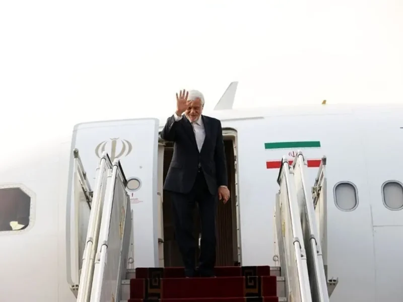 معاون اول رئیس جمهور: طرح‌ های احیای دریاچه ارومیه از محل آب رودخانه ارس و تصفیه پساب ها پیگیری می‌ شود